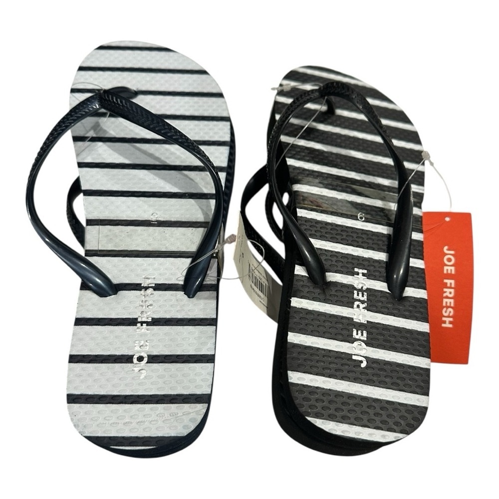 Joe Fresh Flip Flops Set Of 2 Size 6